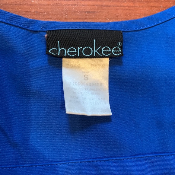 Royal blue Cherokee scrub top - Picture 2 of 3
